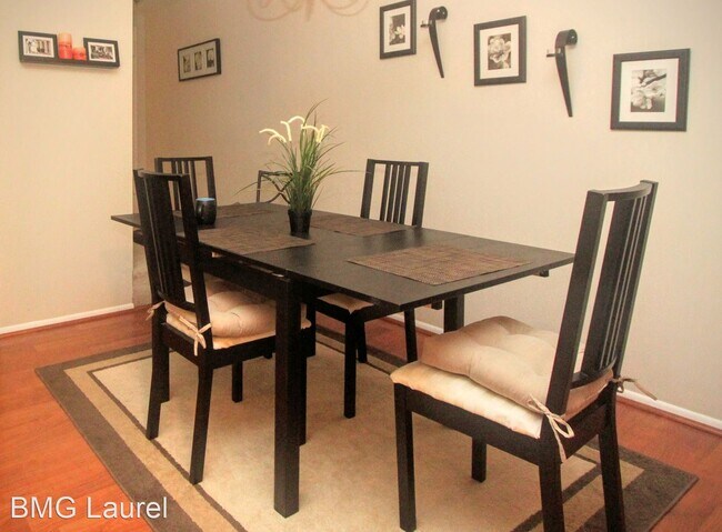 Foto del edificio - 2 br, 2 bath House - 11218 Cherry Hill Rd ...