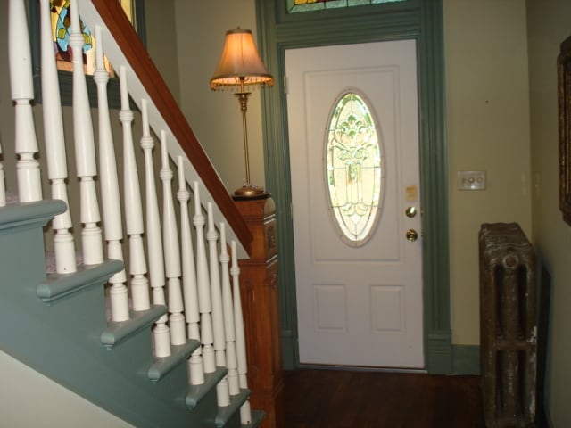 Front entrance hall - 608 N I St
