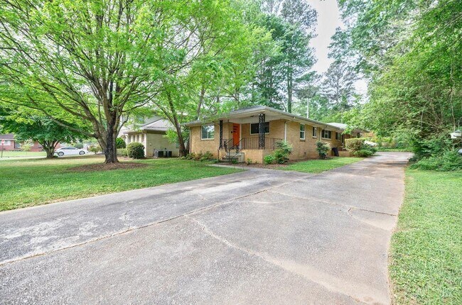 Foto del edificio - 119 Driftwood Pl