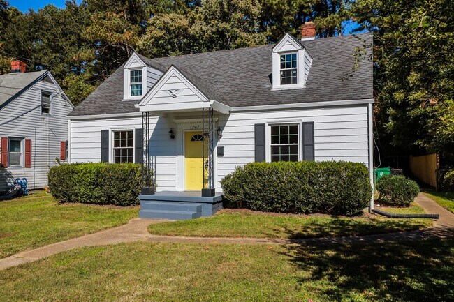 Building Photo - Charming Cape Style Home for Rent!