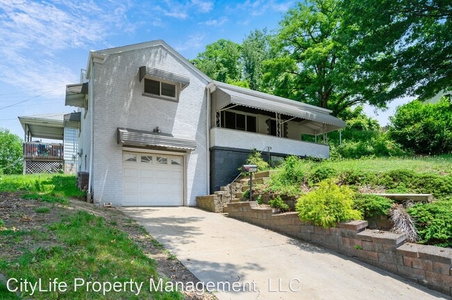 Building Photo - 3 br, 1 bath House - 4403 Elizabeth Street