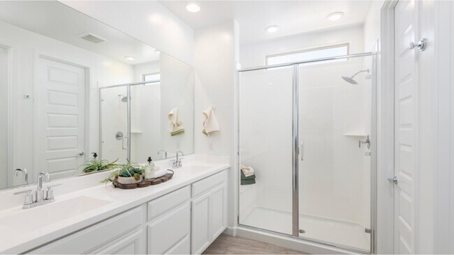 Building Photo - 5846 N 90th Dr