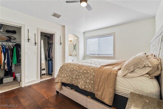 Foto del edificio - 9573 Roundstone Cir