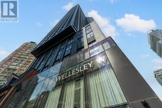 Building Photo - 8-PH08 Wellesley St W