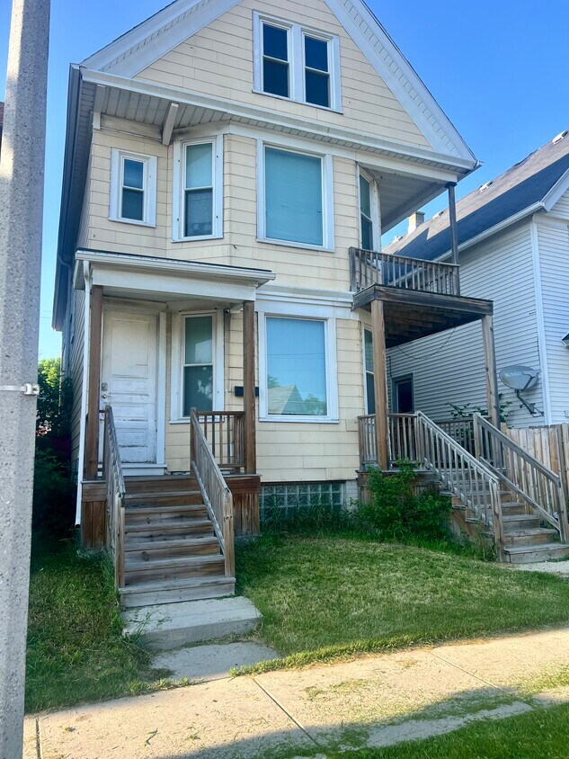 Foto principal - 1908 W Greenfield Ave