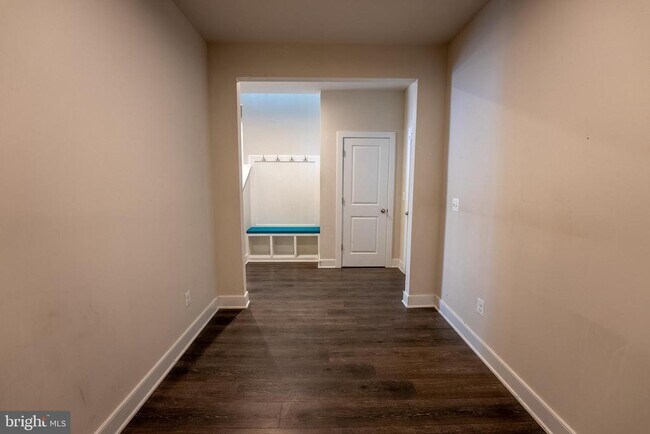 Foto del edificio - 1622 Sandpiper Bay Lp