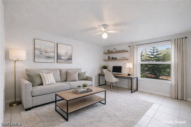 Building Photo - 9570 Crescent Garden Dr