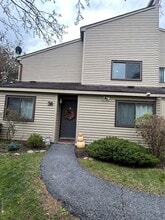 Building Photo - 36 Sycamore Ct