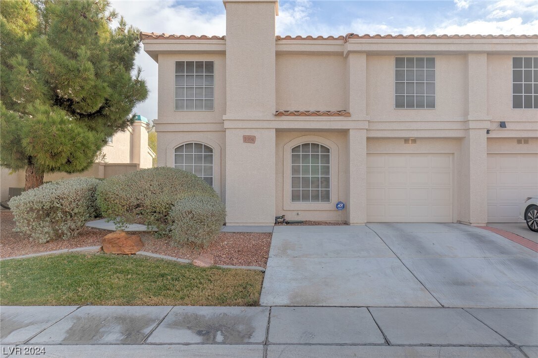 1004 Sun wood Dr, Las Vegas, NV 89145 Townhome Rentals in Las Vegas