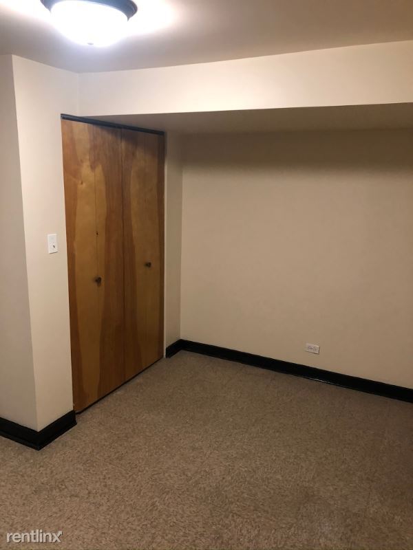 Foto del edificio - 1 br, 1 bath Apartment - 6400 S Harvard Ave