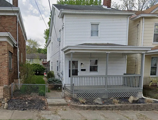 Building Photo - 1117 Fredonia St