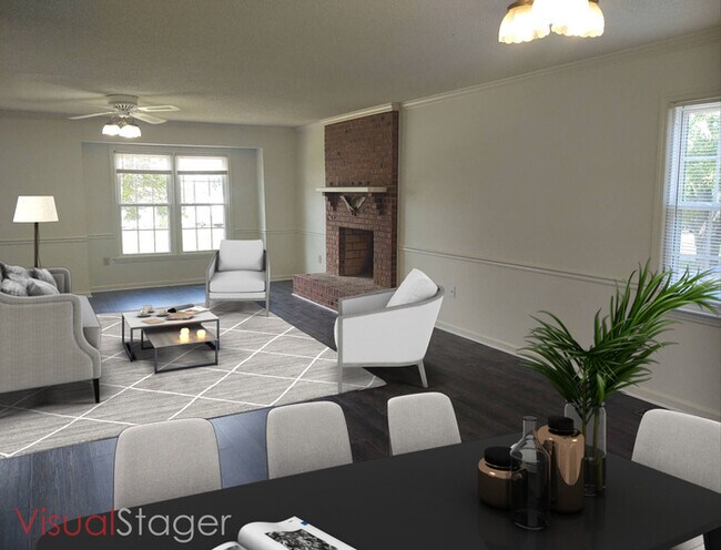 Building Photo - 3 Bedroom 2 Bath House Available! Pet Frie...