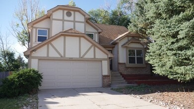 Building Photo - 3727 Acreview Dr