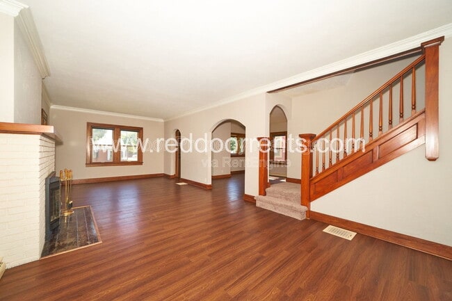Foto del edificio - 412 N Merrill St
