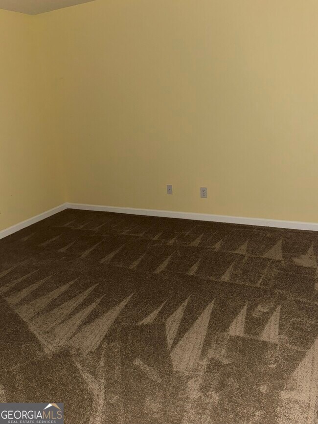 Building Photo - 167 Topaz Dr