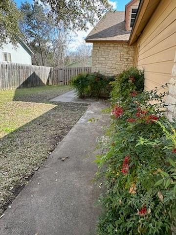 Building Photo - 355 Fantail Loop