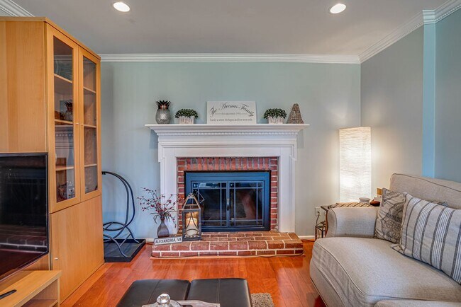 Foto del edificio - Gorgeous single-family home close to Belvo...