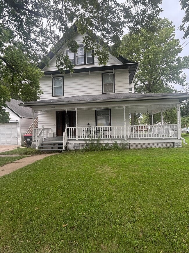 Building Photo - 2139 N 67th St
