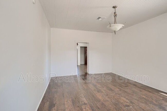Foto del edificio - 843 S 8th Ave