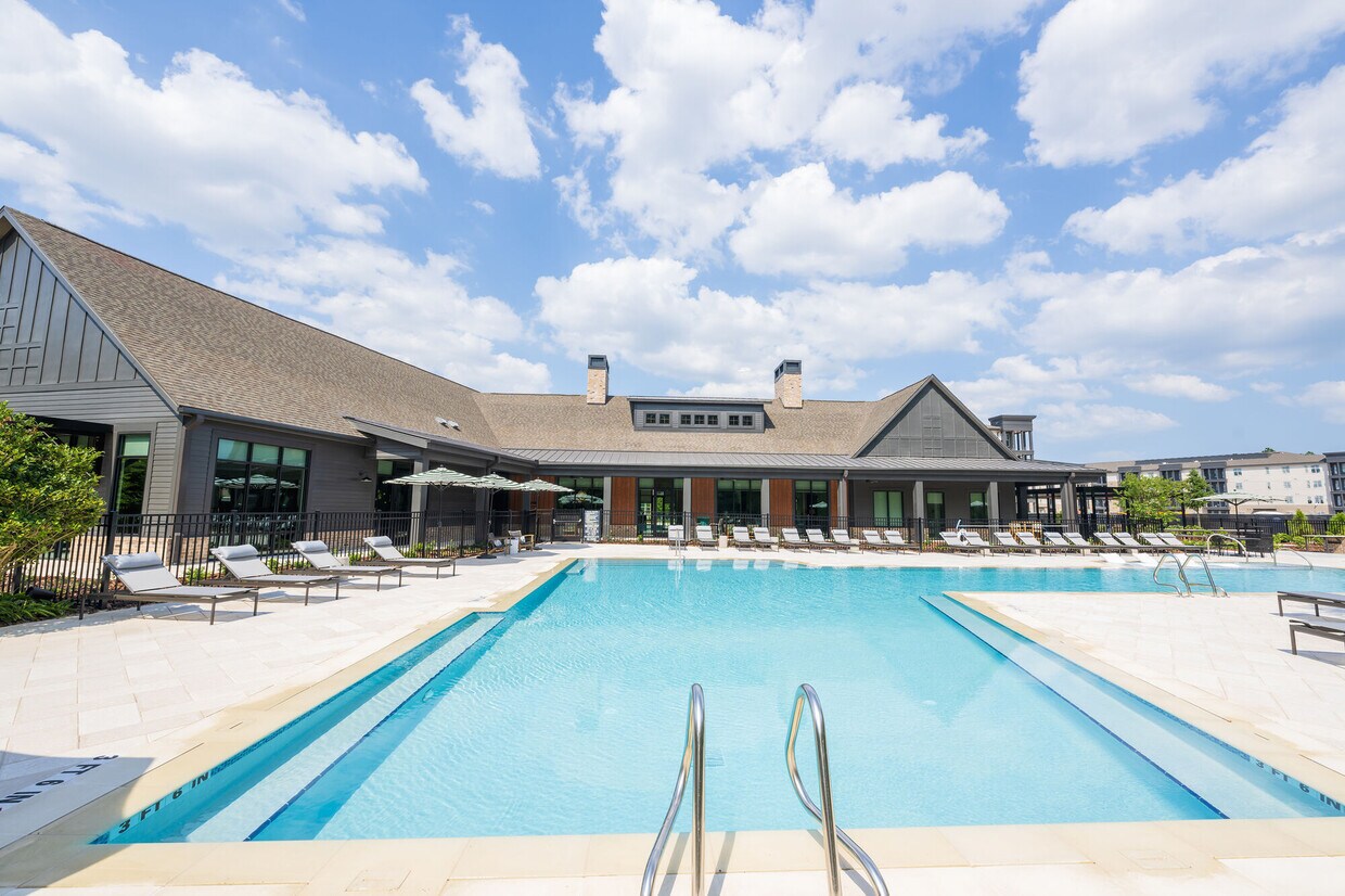 Foto principal - Woodside at Seven Pines