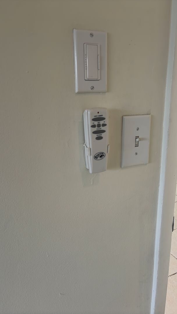 Foto del edificio - 905 Southridge Rd