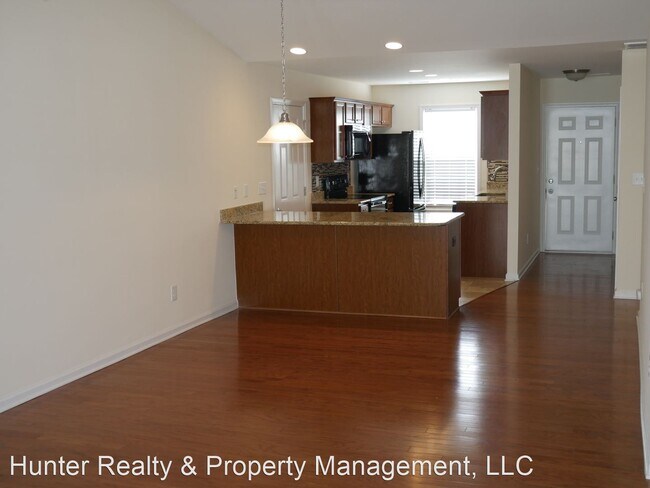 Foto del edificio - 2 br, 2 bath House - 3225 Hyde Place Circle