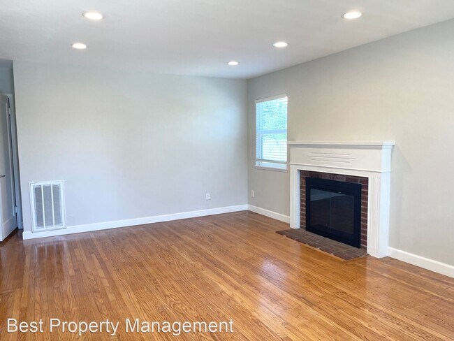 Foto del edificio - 3 br, 2 bath House - 311 Amador Ct