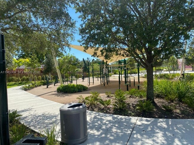 Foto del edificio - 724 NE 6th St