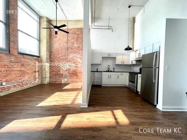 Foto del edificio - 934 Broadway Blvd
