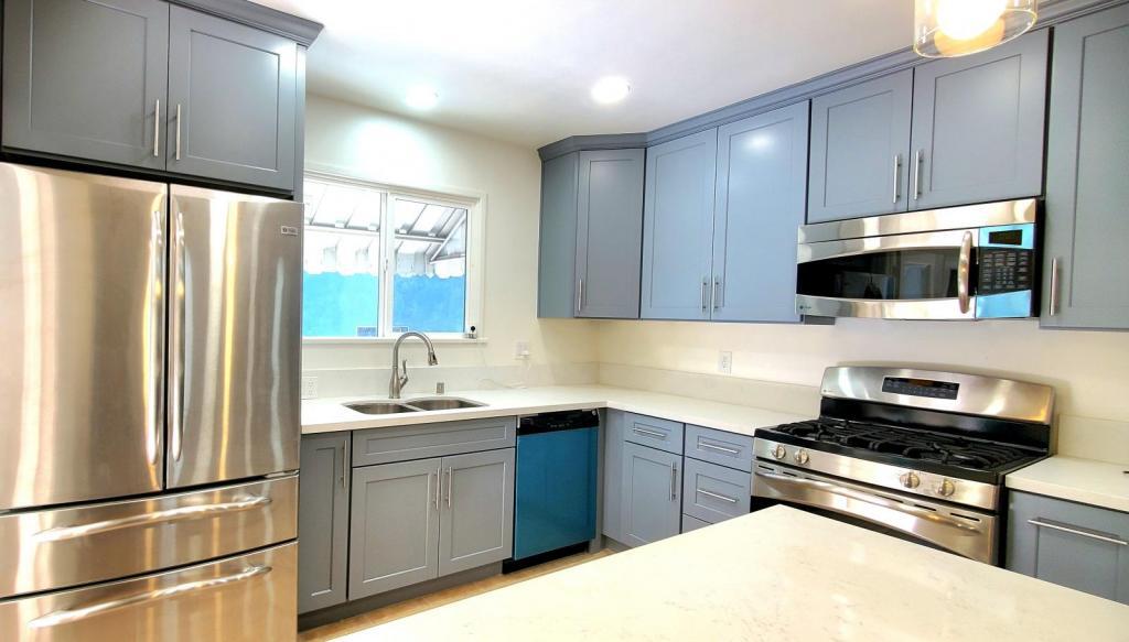 8 3 Bedroom Apartments for Rent in Monterey Hills, CA Westside Rentals