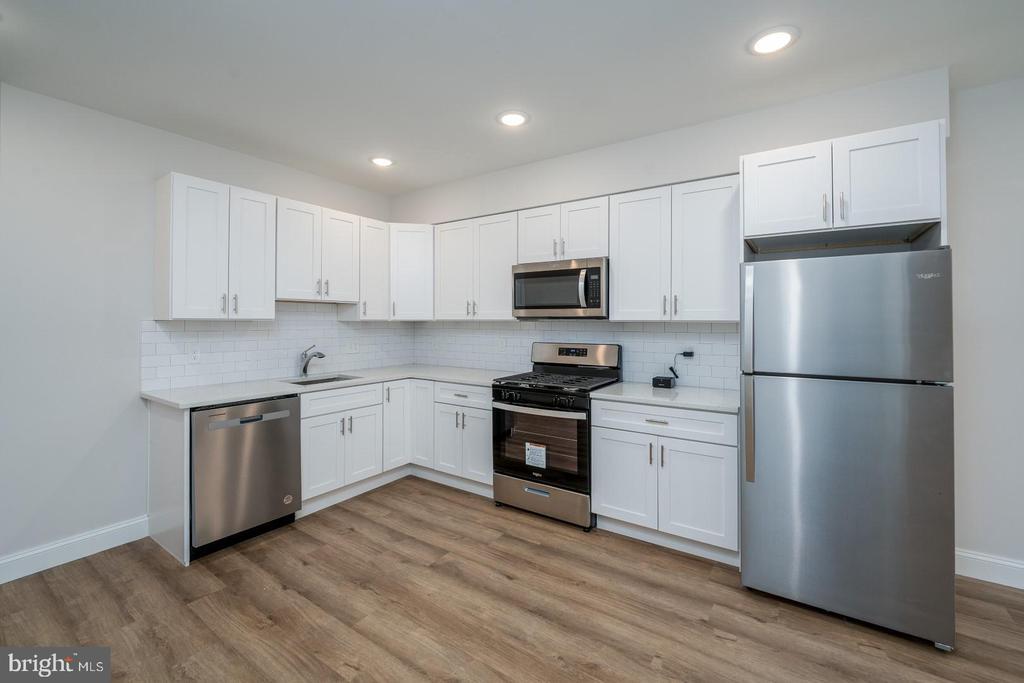 Foto principal - 3702 Claremont St