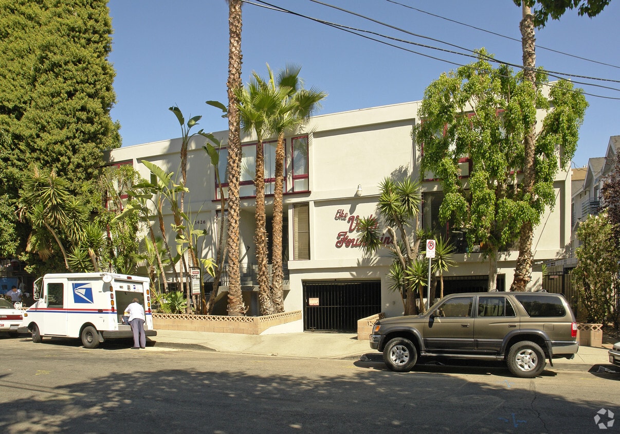 Primary Photo - The Vista Fountains