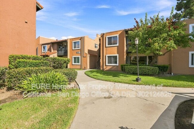 Building Photo - 17087 W Bernardo Dr
