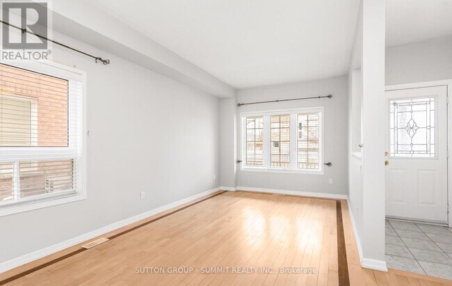 Photo du bâtiment - 3174 Workman Dr