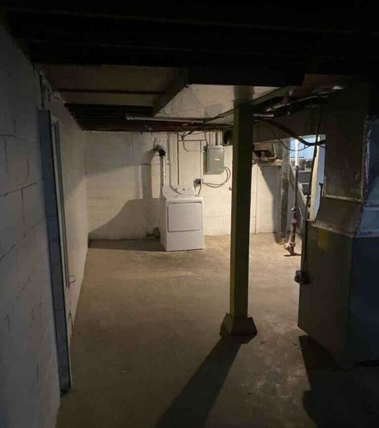 Primary Photo - Spacious Two Bedroom Home in Benson!