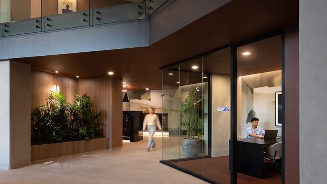 Building Photo - Folia