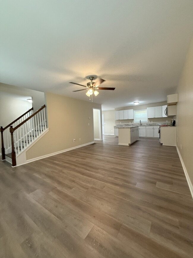 Building Photo - 153 Charlotte Cir