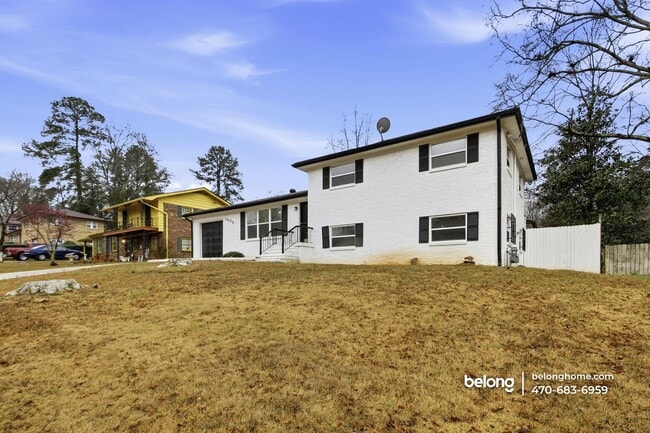 Building Photo - 2403 Tiffany Pl