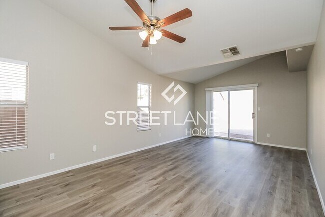 Building Photo - REDUCED- Now offering $500 off first month...