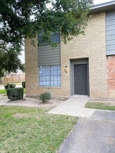 Building Photo - 2700 N 16th St
