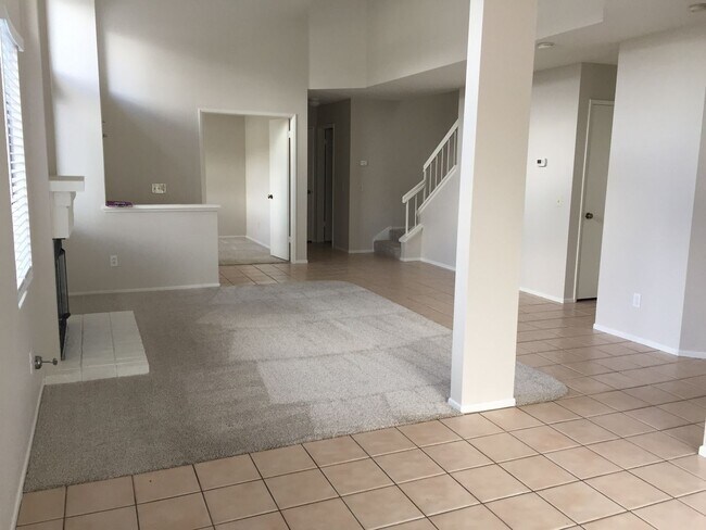 Building Photo - Habor Pointe Community - 814 Windcrest Dri...