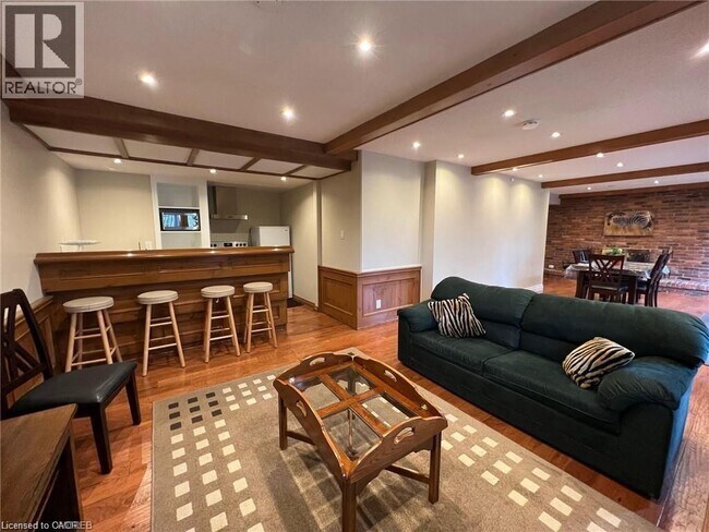 Building Photo - 2287 Duncaster Dr