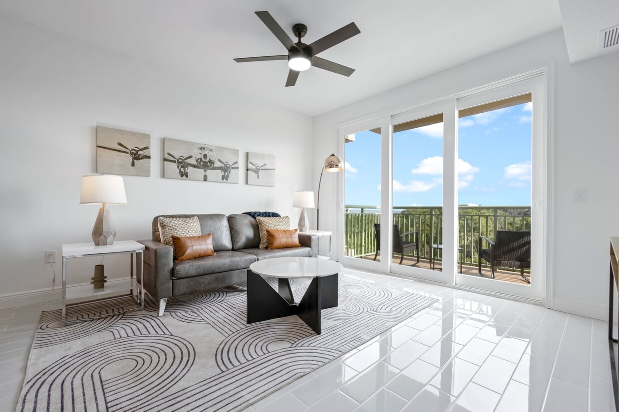 Primary Photo - 605 Kemp St