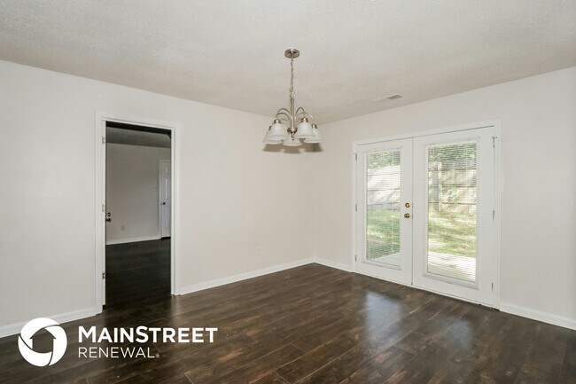 Foto del edificio - 3824 Windermere Rd