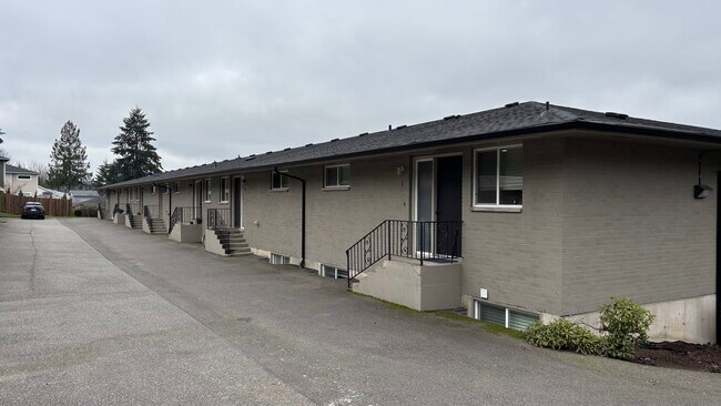 Building Photo - 7800 Stinson Ave