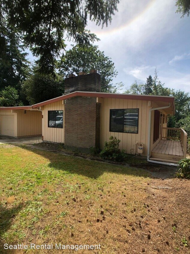 Primary Photo - 3 br, 1.5 bath House - 13045 6th Ave S
