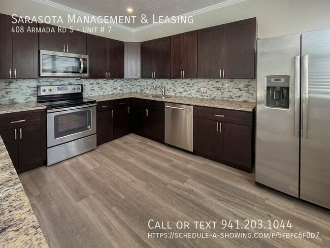 Foto del edificio - 408 Armada Rd S