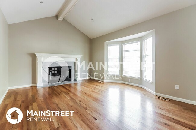 Building Photo - 121 E Remington Terrace