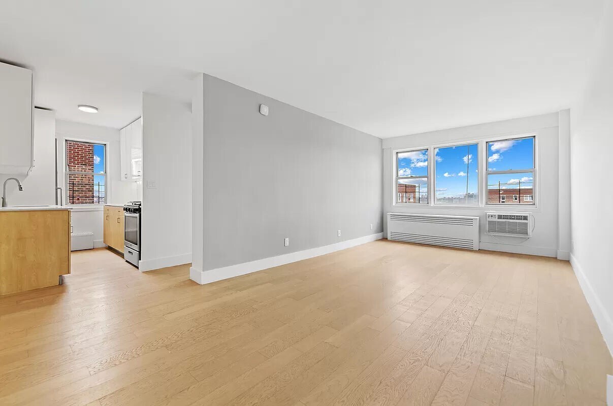 630 Lenox Ave Unit 2P, New York, NY 10037 Room for Rent in New York