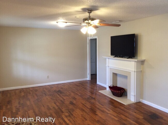 Building Photo - 4 br, 2 bath House - 3413 24th Street